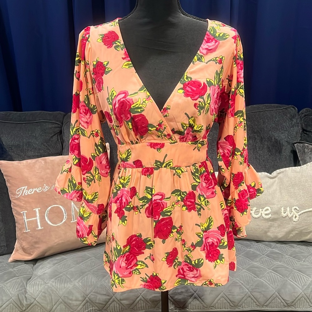 NWOT Betsey Johnson top Size L